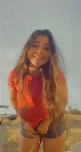 Can I tempt you to fuck me outdoors?