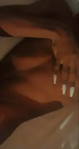 23 (M4M) Just looking for dirty talk and sexting friends 😛 Possible meetups in the future, if we vibe