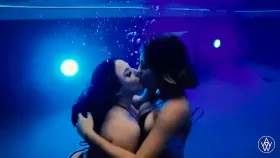 Gabbie Carter - gabbiecarter new vid 1 - F0ld3r B3l0w