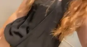 Being naughty at the mall…wanna join?🙈💕