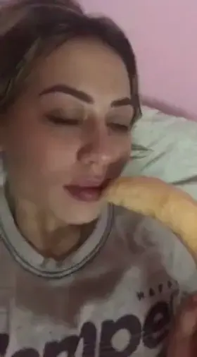 18 F4M ... Would u like to se more ?? Add me and Subscribe now !!