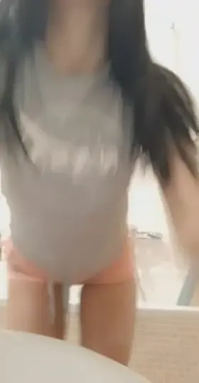 (18) can i be your first greek girl ? be honest 🇬🇷🥰