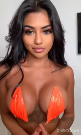 Check Comments for her 2GB Aug20 Updated👇👇