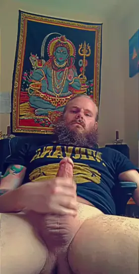 stroking my thick cut cock 😈🥵