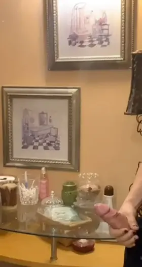 Drunk and horny take advantage Dms open;)