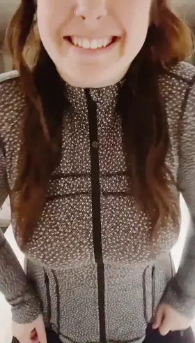 Would you smash or pass with this Canadian? 🇨🇦