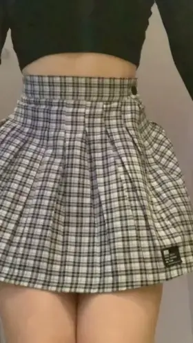 FREE TRIAL:) Watch me fully nude on my OF🥵, - Sexting✅💦- Costums✅👅- cum and join☺️lnk on profie q