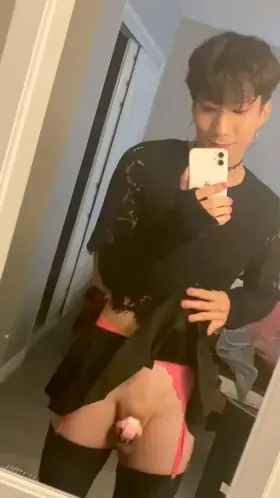 Locked and tiny 🥺