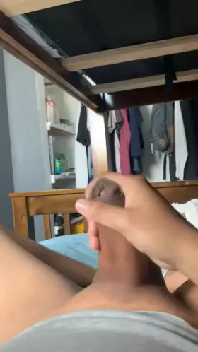 Goes everywhere 😬