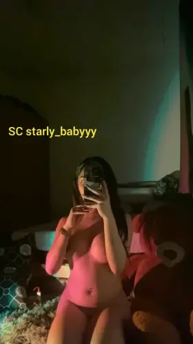 If you saw me naked in your room. What will you do? Add me of you think I'm hot ❤️