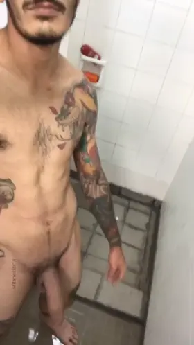 Can you hand me the soap?