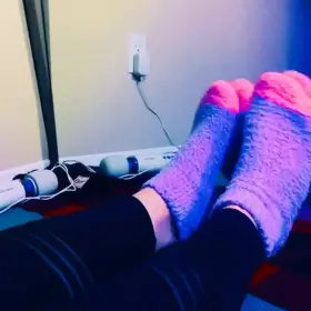 irl yoga instructor and college med student in Los Angeles California JadeAnnByrne - inbox open and fetish friendly