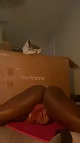 On camera orgasm - filling my pussy up with white stuff💦