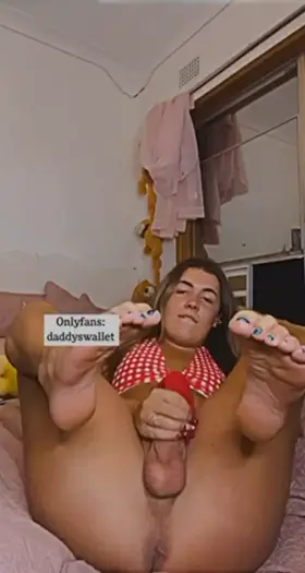 Merry Christmas babe, do you wanna unwrap my cock as a present?