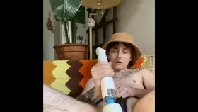 Subscribe to my OnlyFans to watch this farmer boi squirt all over the camera 💦