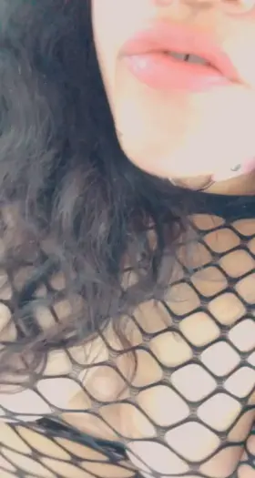 OMG I'm sooo horny right now!!!🥵Will any redditors gangbang me please??😍 [OC]