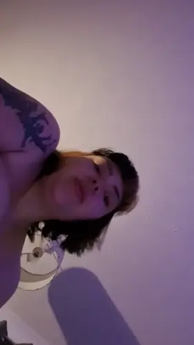 Start your weekend with my big ol boobies