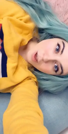 I have a tight pussy for you to fuck if you're interested 😏