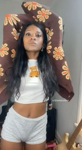 Are petite brats your type?🥺💓