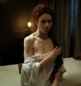 [Topless] Sarah Winter in Casanova [Pilot-2015]