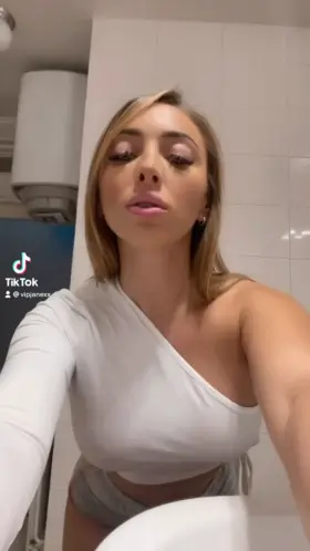 Wanna grab my ass babe?