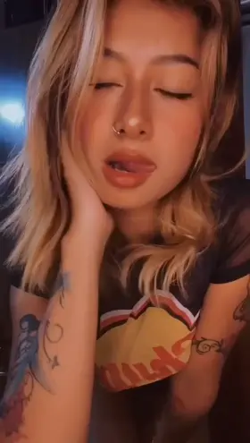 hi to the same 4 guys