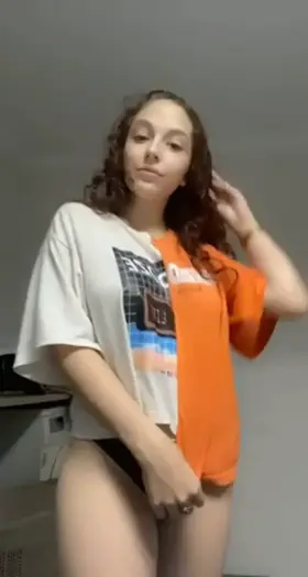 I'm bored… can u entertain me? <3