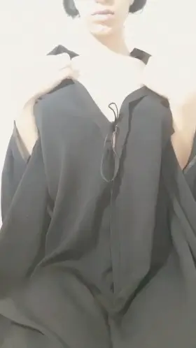 looking for a muslim brother to take my virginity♡