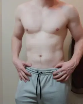 Would you grab my bulge on public?