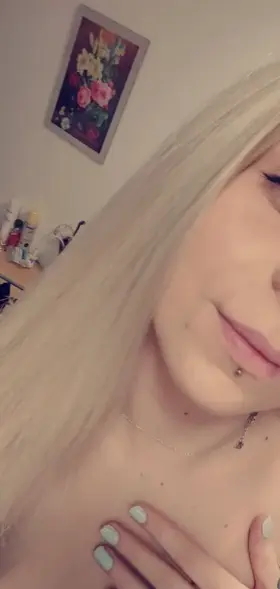 Do you think I have pretty boobs?