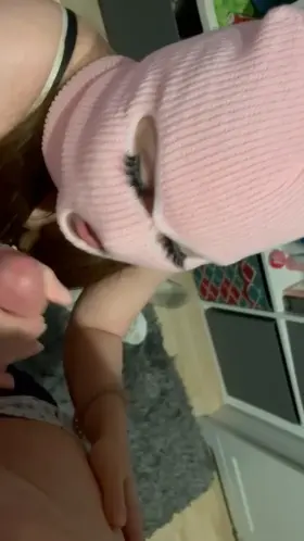 Teen with Mask Blows 😈👅