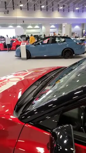 NOW...this is one sexy ride with its top down (mom of 3)