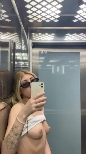 I hope I didn't dirty the elevator too much! 😅💦for more of this go through my page🤭 (link in comments) ⬇️