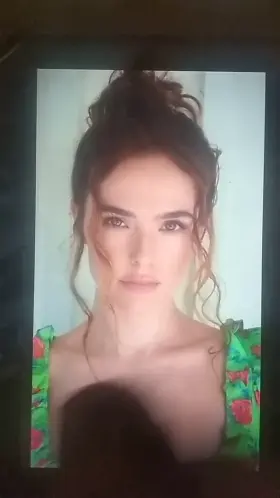 Cum Tribute Zoey Deutch