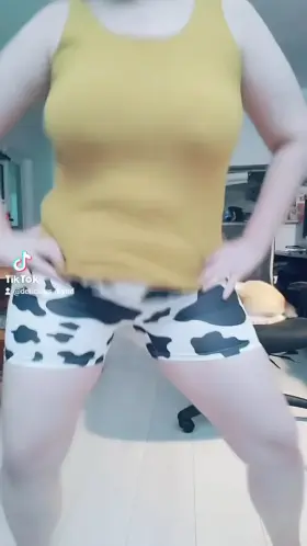 I'm not wearing a bra and I've got the panties to match ♡