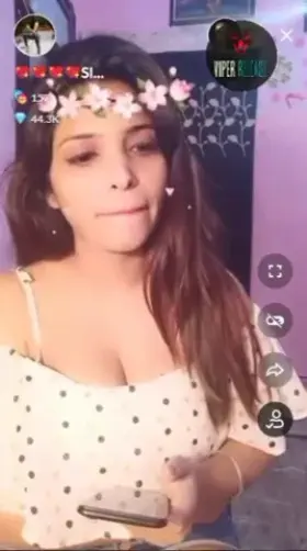 Siba queen , cute n sexy Indian tango babe fucked full show 🔥🔥 (comments)