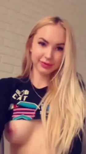 [OC] want play with me ?