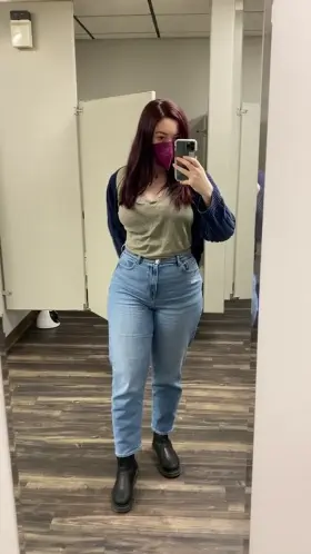 Do you like curvy girls in jeans?