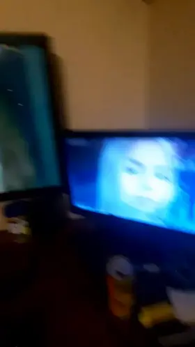 i do cum/cock trib videos or photos P4ID, i have a professional camera too! DM me!