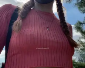 Went to the zoo and had no one to sneakily play with my tits 😪