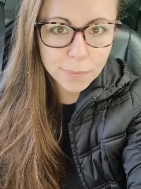 Gimme gimme, gimme gimme 🎶 😘 [image]