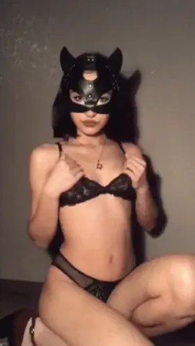 When I put on this mask❤️ I feel like a cat😻 and I want to lick👅 your balls😈