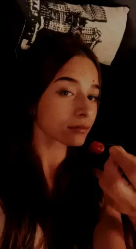 Would you jerk off to my nudes if I send you some? Link in the comments