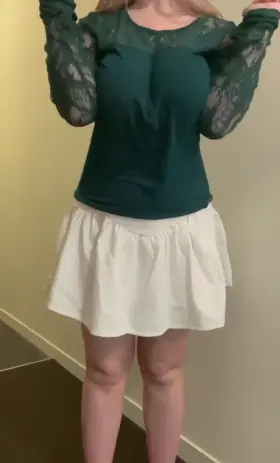 I wanted to show off my hourglass shape to you