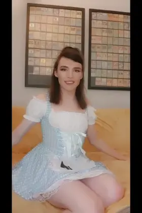 My girlfriend told me to lift my skirt for the camera and show everyone what im hiding