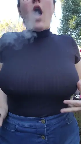 Oh dear, I didn't think you'd notice my lack of a bra😏