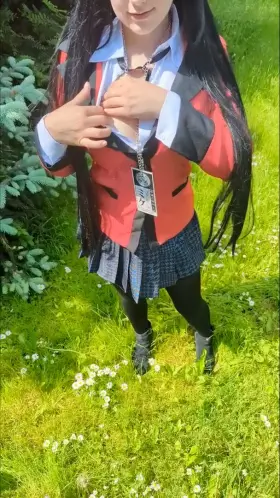 Let me feed you with those ♥