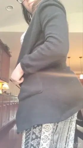 This jumpsuit is a [f]un pattern, I hope you like it!