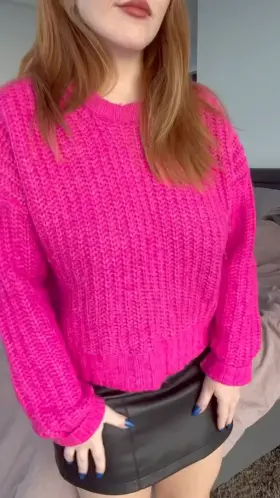 she's literally sending nudes to whoever👻:liza-6k