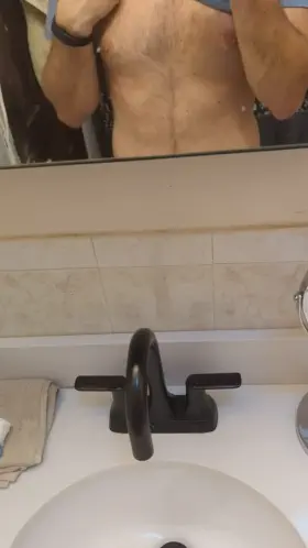 come suck my senior cock